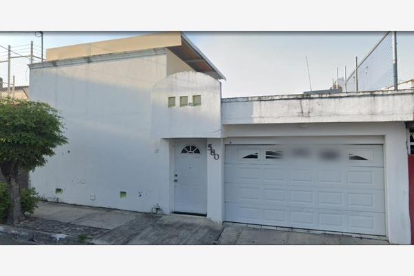 Foto de inmueble en RAMON LOPEZ VELARDE #00, Col. Jardines de las Lomas C.P. 28014, Colima