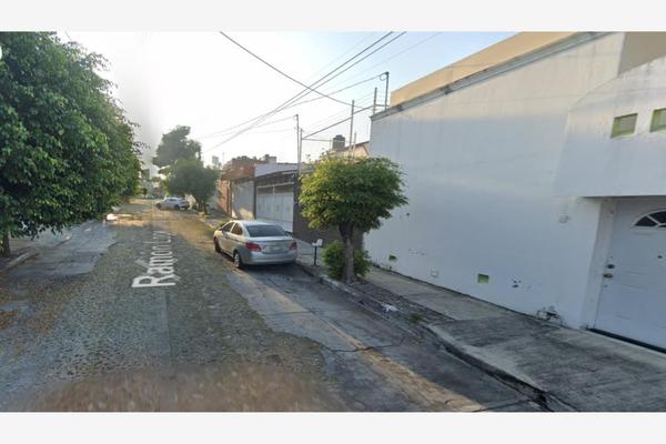 Foto de inmueble en RAMON LOPEZ VELARDE #000, Col. Jardines de las Lomas C.P. 28014, Colima