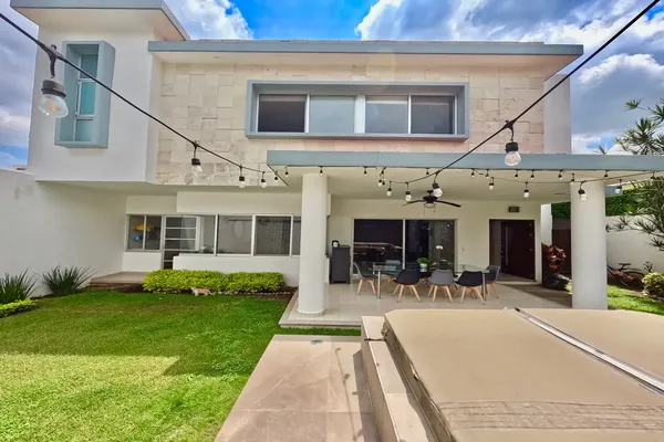 Foto de inmueble en Rancho cortes #-, Col. Rancho Cortes C.P. 62120, Cuernavaca