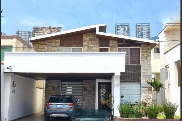 Foto de inmueble en rangel frias, Col. Las Cumbres 2 Sector C.P. 64610, Monterrey