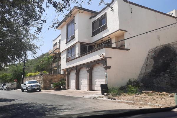 Foto de inmueble en  , Col. Real Cumbres 2do Sector C.P. 64346, Monterrey