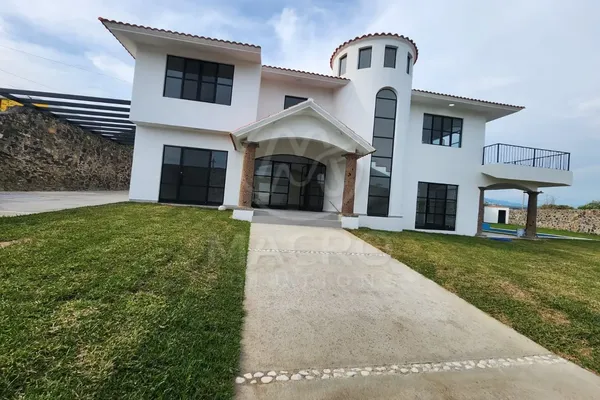Foto de inmueble en  , Col. Real de Oaxtepec C.P. 62738, Yautepec