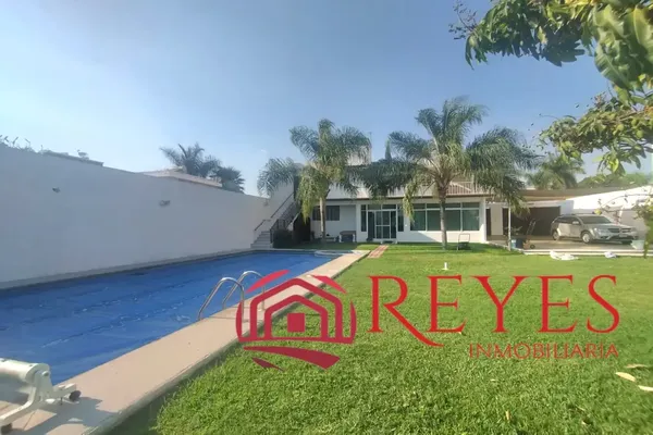 Foto de inmueble en  , Col. Real de Oaxtepec C.P. 62738, Yautepec