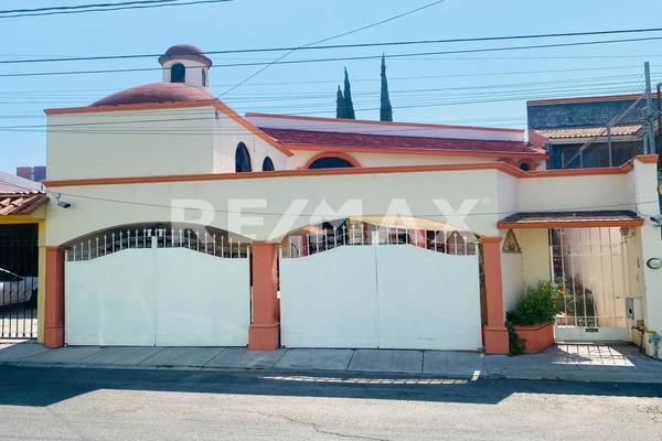 Foto de inmueble en Real del Monte, Col. Villas del Parque C.P. 76140, Querétaro