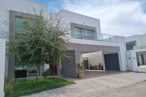 Foto de inmueble en  , Col. Real del Nogalar C.P. 27018, Torreón