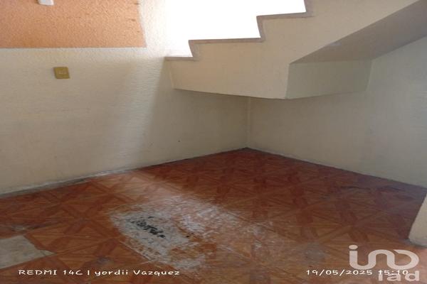 Foto de inmueble en REAL DEL ORO #110, Col. Real de Costitlán I C.P. 56386, Chicoloapan