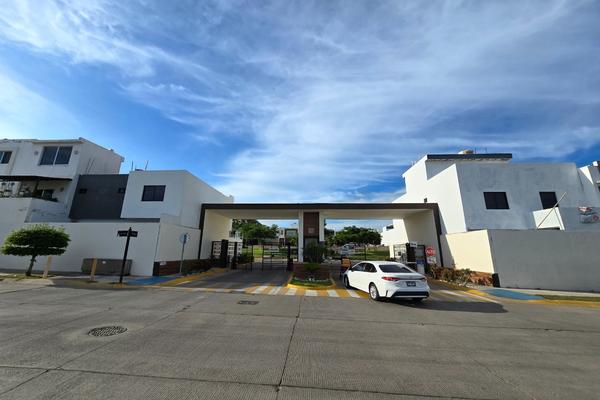 Foto de inmueble en  , Col. Real del Valle C.P. 82124, Mazatlán