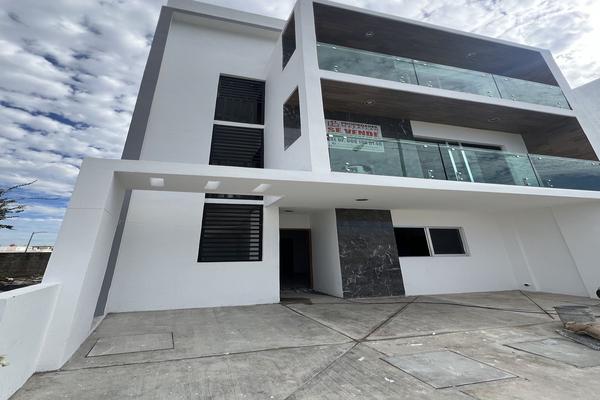 Foto de inmueble en Real del Valle, Col. Real del Valle C.P. 82124, Mazatlán