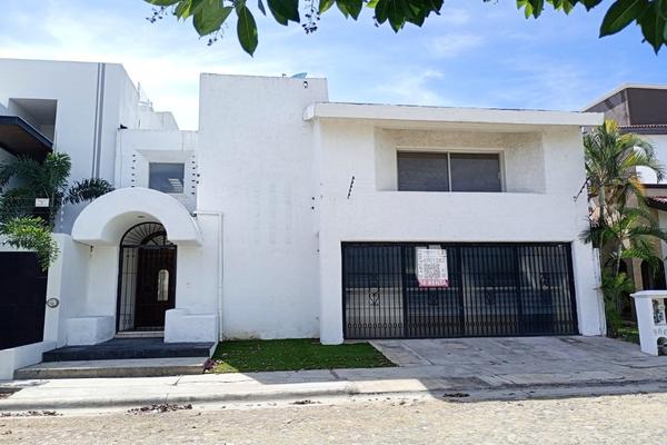 Foto de inmueble en  , Col. Real Vista Hermosa C.P. 28018, Colima