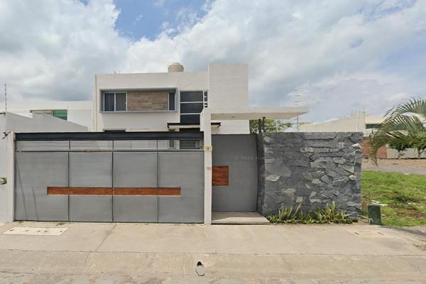Foto de inmueble en  , Col. Real Vista Hermosa C.P. 28018, Colima