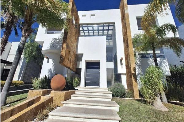 Foto de inmueble en Regancy, Col. Jurica Misiones C.P. 76226, Querétaro