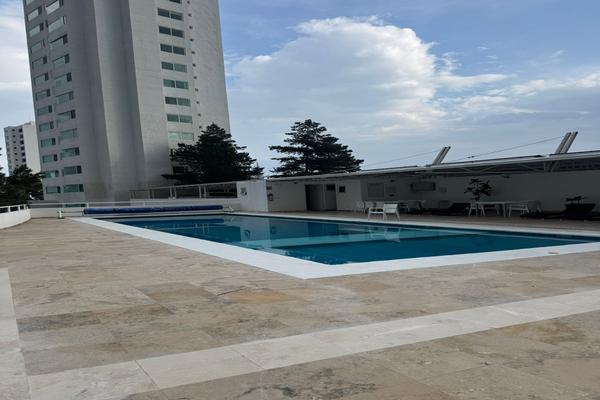 Foto de inmueble en REMBRANDT, Col. Gran Jardín C.P. 37138, León