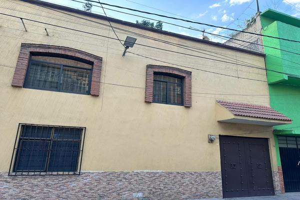 Foto de inmueble en  , Col. Renovación C.P. 09209, Iztapalapa