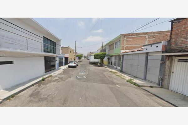 Foto de inmueble en REPUBLICA DE ARGENTINA #347, Col. Quintero C.P. 45550, San Pedro Tlaquepaque