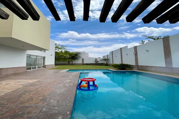 Foto de inmueble en  , Col. Residencial Campestre la Rosita C.P. 27250, Torreón