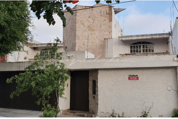 Foto de inmueble en  , Col. Residencial Chapalita C.P. 44500, Guadalajara