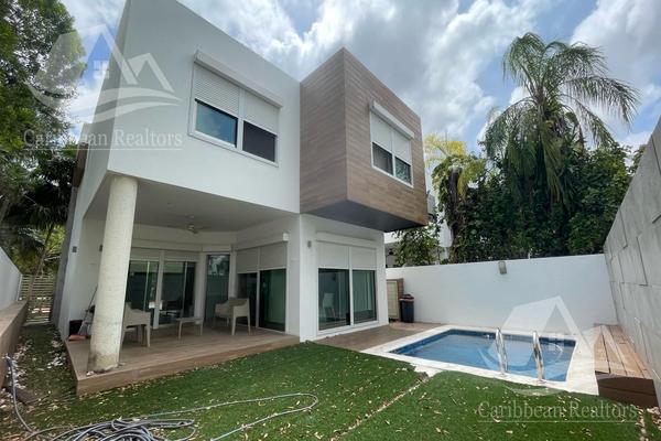 Foto de inmueble en  , Col. Residencial Cumbres C.P. 77560, Benito Juárez