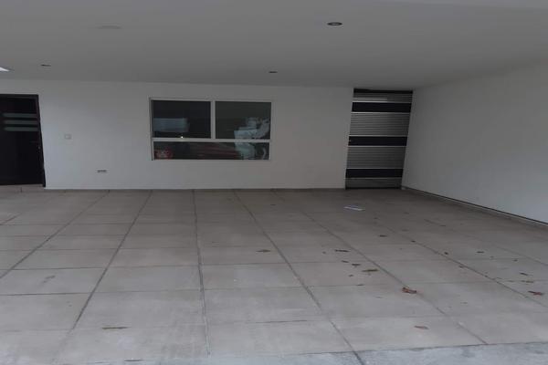 Foto de inmueble en Residencial de la Sierra, Monterrey, Nuevo León, Col. Residencial de la Sierra C.P. 64988, Monterrey