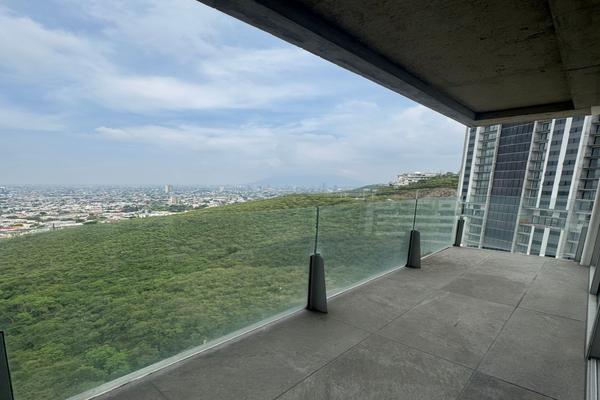 Foto de inmueble en , Col. Residencial Dinastía C.P. 64639, Monterrey