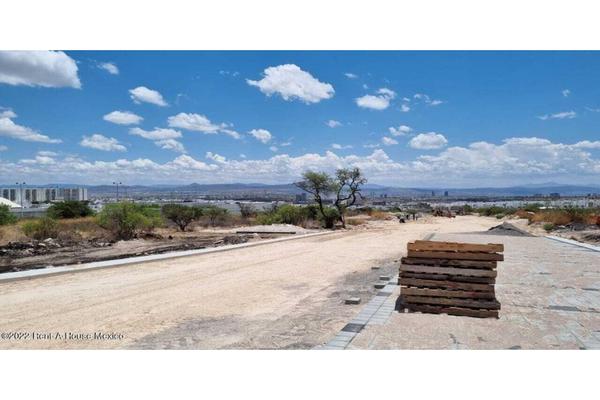 Foto de inmueble en , Col. Residencial el Refugio C.P. 76146, Querétaro