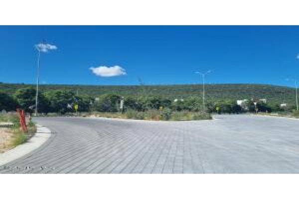 Foto de inmueble en , Col. Residencial el Refugio C.P. 76146, Querétaro