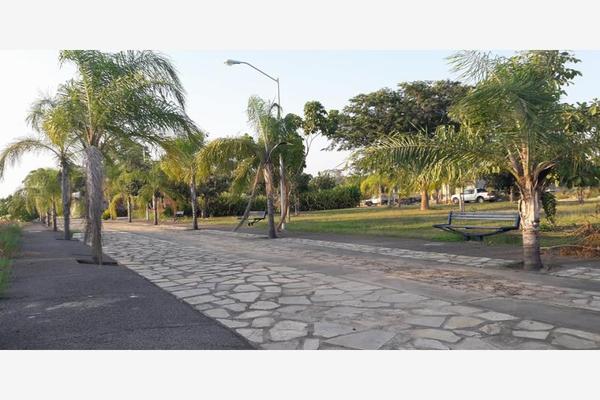 Foto de inmueble en  , Col. Residencial Esmeralda C.P. 28017, Colima