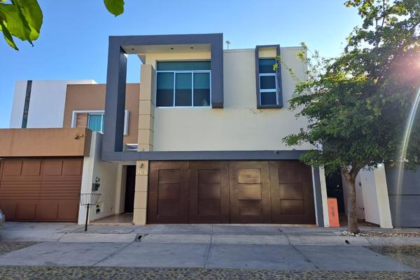 Foto de inmueble en  , Col. Residencial Esmeralda Norte C.P. 28017, Colima
