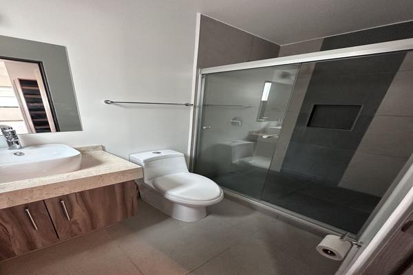 Foto de inmueble en Residencial la vista, Col. Residencial el Refugio C.P. 76146, Querétaro