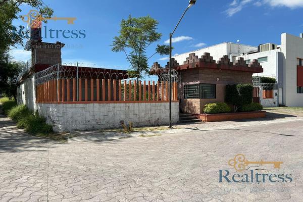 Foto de inmueble en  , Col. Residencial las Trojes C.P. 76908, Corregidora