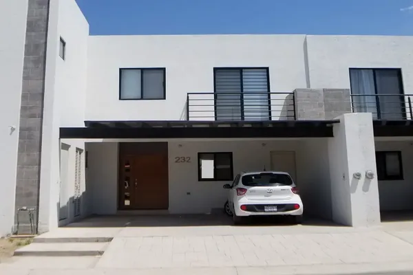 Foto de inmueble en  , Col. Residencial Palma Real C.P. 27023, Torreón