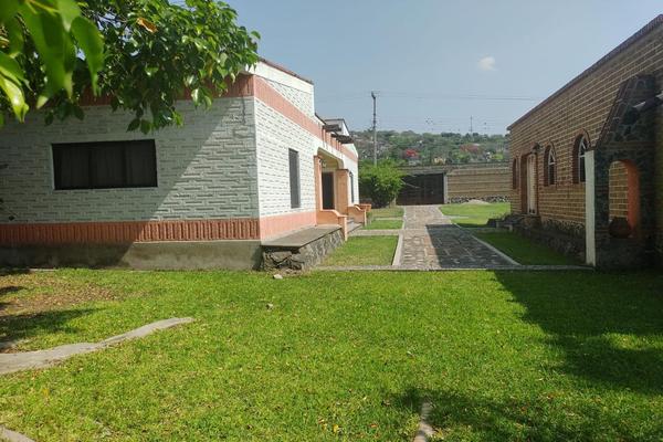 Foto de inmueble en  , Col. Residencial Yautepec C.P. 62732, Yautepec