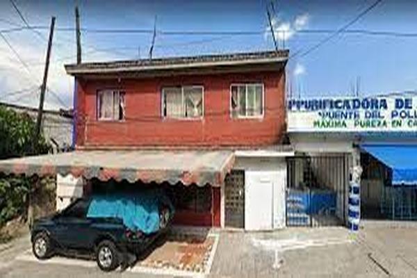 Foto de inmueble en Resto del Solar mza. 19del Barrio de Chipitlánhoy Carr. Fed. México-Acapulco No. 23 No. 99, Col. Chipitlán C.P. 62070, Cuernavaca