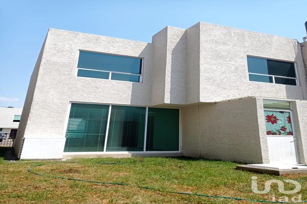 Foto de inmueble en RETORNO ABEL QUEZADA #122, Col. Miguel Hidalgo 4A Sección C.P. 14250, Tlalpan