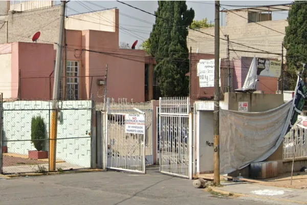 Foto de inmueble en RETORNO JOSE MARIA MORELOS #52, Col. Los Héroes Ecatepec Sección I C.P. 55023, Ecatepec de Morelos