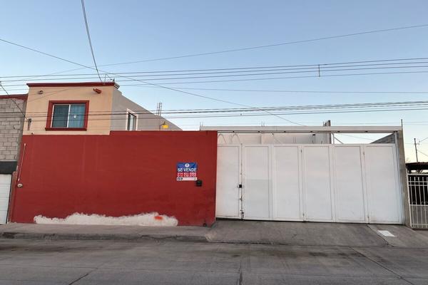 Foto de inmueble en  , Col. Revolución C.P. 31135, Chihuahua