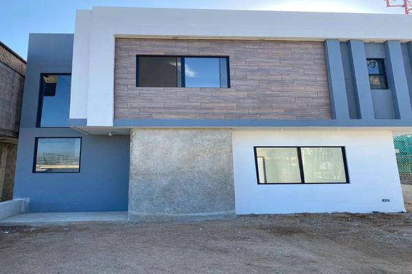 Foto de inmueble en  , Col. Revolución C.P. 22830, Ensenada