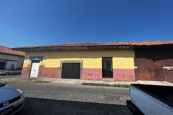 Foto de inmueble en revolucion, Col. Revolución C.P. 60150, Uruapan