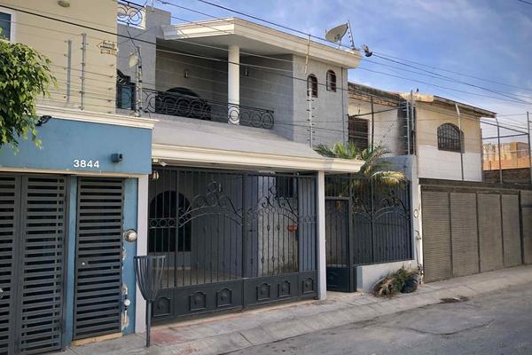 Foto de inmueble en  , Col. Revolución C.P. 45580, San Pedro Tlaquepaque