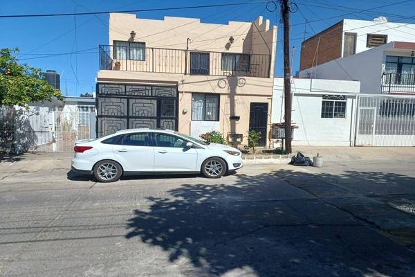 Foto de inmueble en  , Col. Revolución C.P. 45580, San Pedro Tlaquepaque