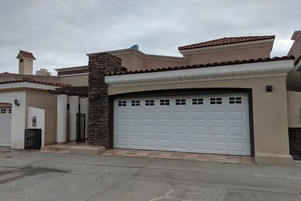Foto de inmueble en Reyna #92, Col. Juan Diego C.P. 22785, Ensenada
