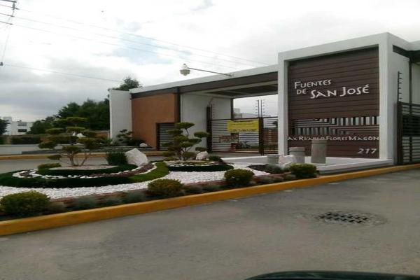 Foto de inmueble en RICARDO FLORES MAGON, Col. San Mateo Otzacatipan C.P. 50220, Toluca