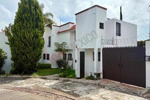 Foto de inmueble en Rincon Braganza #117, Col. Nueva Rinconada de los Andes C.P. 78218, San Luis Potosí