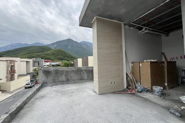Foto de inmueble en rincon de la sierra, Col. Sierra Alta 9o Sector C.P. 64989, Monterrey