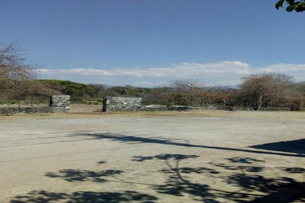 Foto de inmueble en  , Col. Rinconada de Acolapan C.P. 62529, Tepoztlán