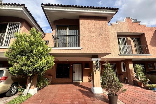 Foto de inmueble en , Col. Rinconada de La Calma C.P. 45080, Zapopan