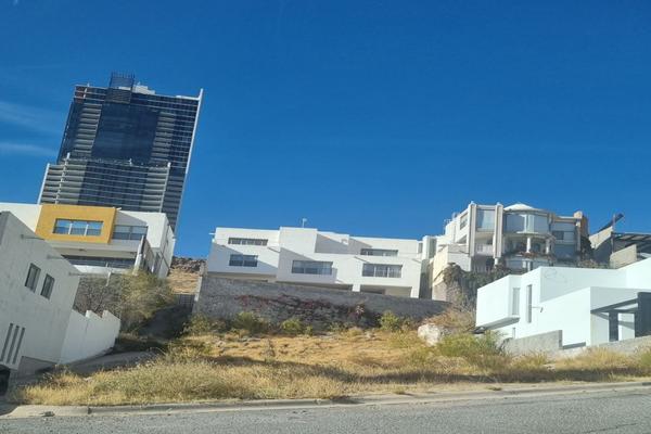 Foto de inmueble en  , Col. Rincones de San Francisco C.P. 31115, Chihuahua