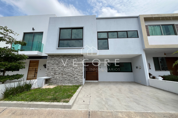 Foto de inmueble en Rio Blanco, Col. El Centinela C.P. 45133, Zapopan