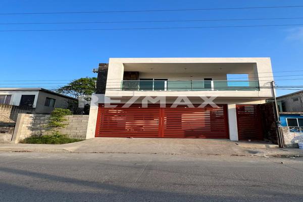 Foto de inmueble en Rio Bravo, Col. 15 de Mayo C.P. 89519, Ciudad Madero
