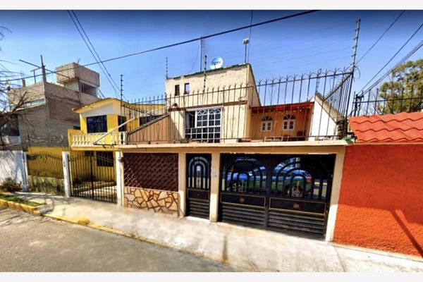 Foto de inmueble en RIO MIÑO #41, Col. Jardines de Morelos Sección Ríos C.P. 55070, Ecatepec de Morelos