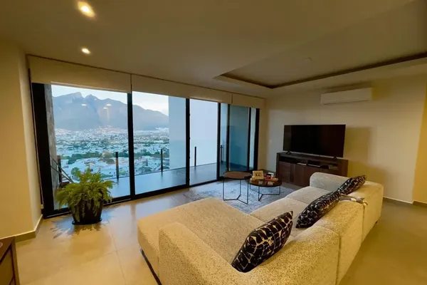 Foto de inmueble en Río Paraná #5700, Col. Privada Fundadores 1 Sector C.P. 64926, Monterrey